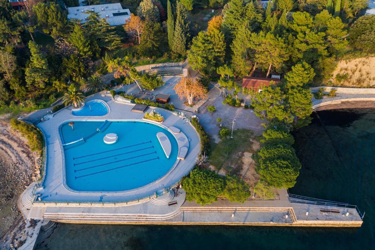 Depandansa Bor** Ξενοδοχείο Ankaran Εξωτερικό φωτογραφία